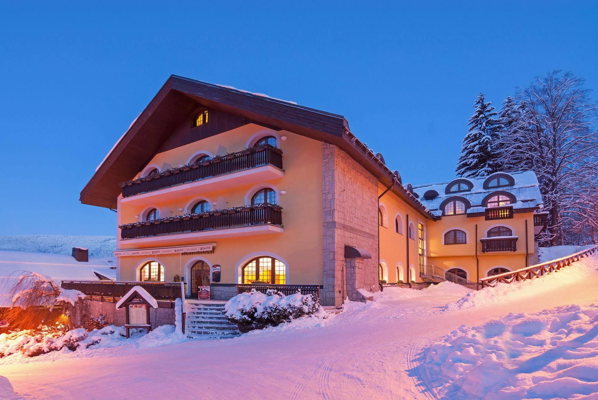 Wellness Hotel Windsor Spindleruv Mlyn Exterior photo